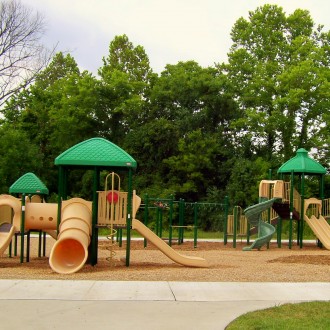 Be a Good Parent and Take Your Kids to an Adventure Park