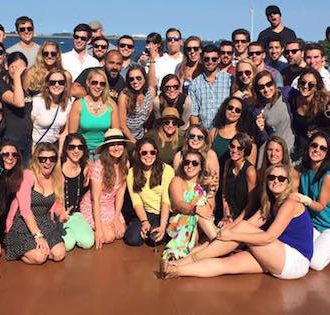 5 Fun Corporate Outing Ideas and Team-Building Activities Everyone Will Enjoy