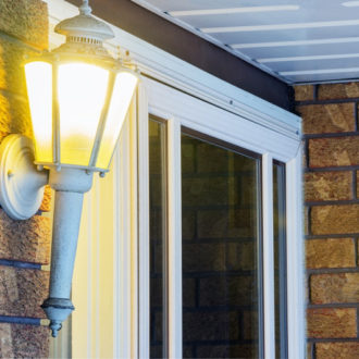 Top Reasons For Installing Mesh Door Screen in Your Property