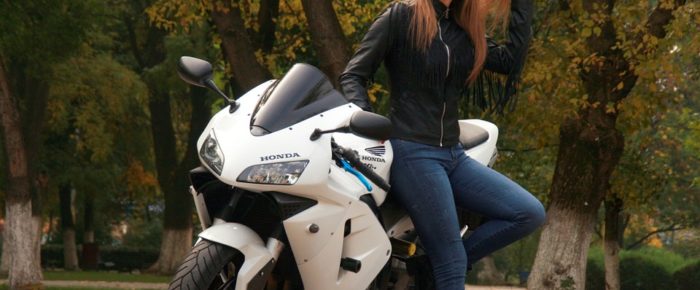 Are Women’s Motorcycle Jackets With Armor Considered Fashion Assets?