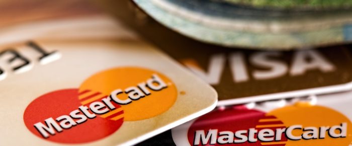 Smart Ways to Manage Your Credit Card Spending