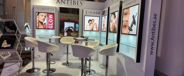 Exhibition Stand Builders in Dubai: How Fotoboxx Helps Your Brand Stand Out in 2025